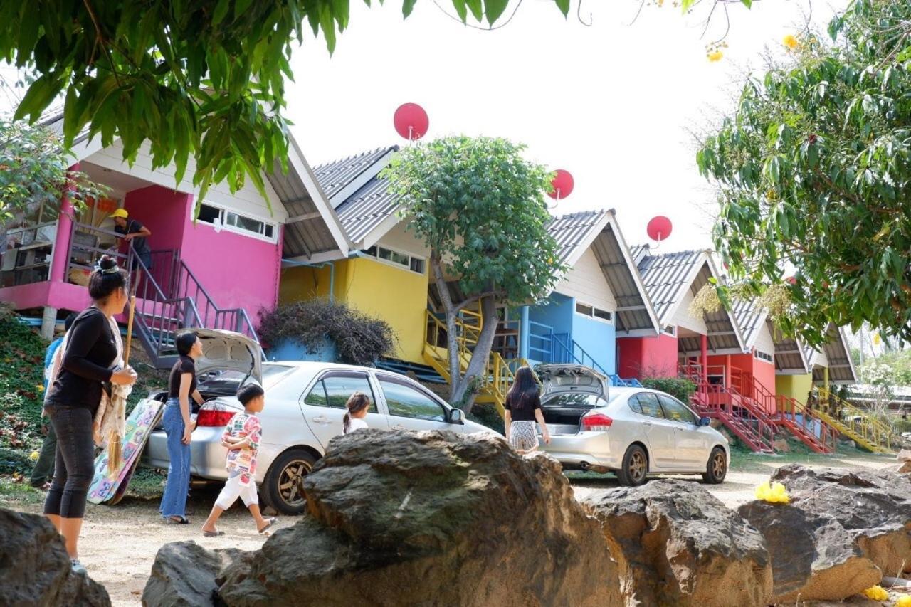 Baan Rai Pray Rung Kaeng Krachan Ban Tha Ling Lom 外观 照片
